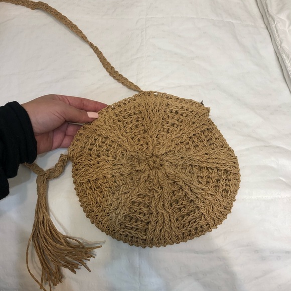 Bohemian straw shoulder and cross body bag - Picture 6 of 7